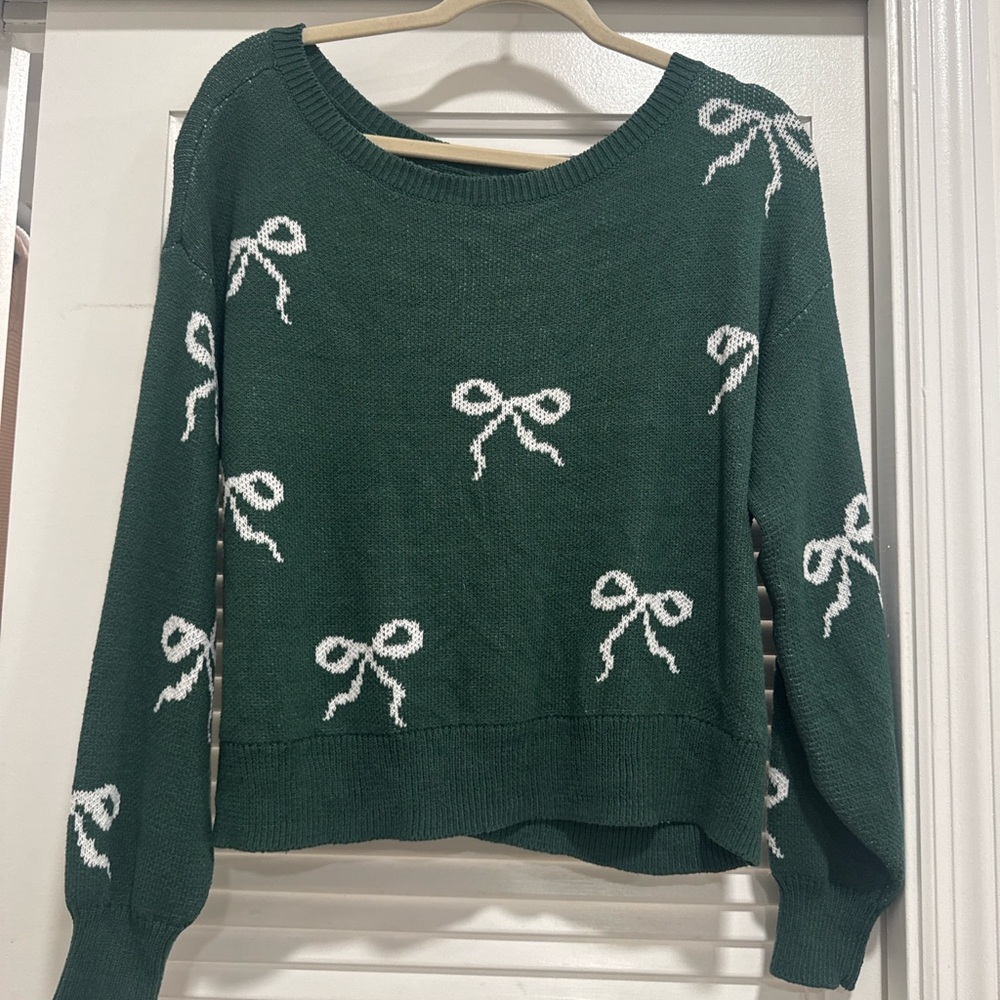 Hollister Dark Green Sweater with White Bow Accents